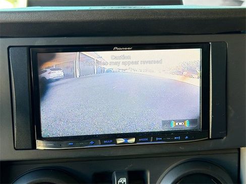 Used 2010 Jeep Wrangler Unlimited Sport image 30