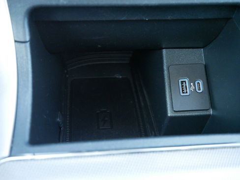 Used 2021 Ford Edge SEL w/ Convenience Package image 27