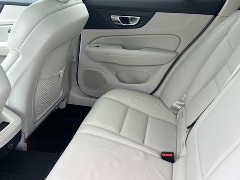 Certified 2024 Volvo V60 B5 Cross Country Plus image 12