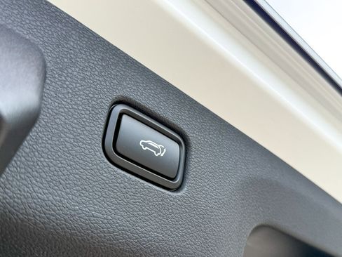 New 2026 Kia Sportage X-Line w/ X-Line Technology Package image 42