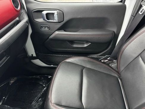 Used 2022 Jeep Gladiator Rubicon w/ LED Lighting Group image 21