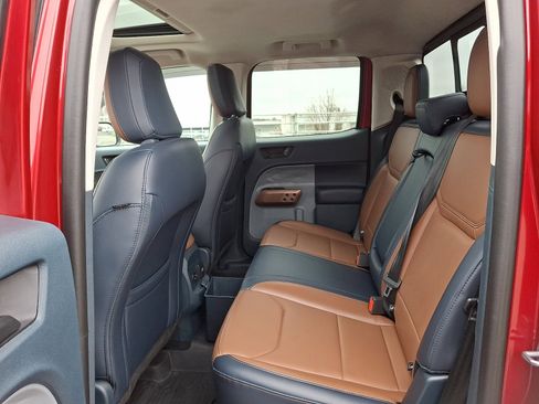 Used 2022 Ford Maverick Lariat w/ Lariat Luxury Package image 10