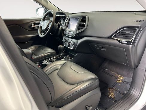Used 2023 Jeep Cherokee Altitude Lux AWD/4WD image 26