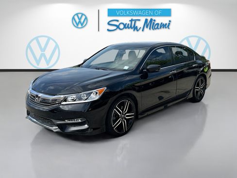 Used 2017 Honda Accord Sport Special Edition image 3