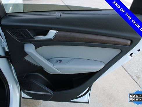 Used 2024 Audi Q5 2.0T Prestige w/ Prestige Package image 29