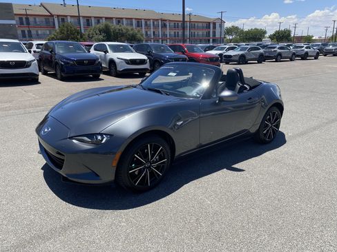 Certified 2025 MAZDA MX-5 Miata Grand Touring RWD image 49