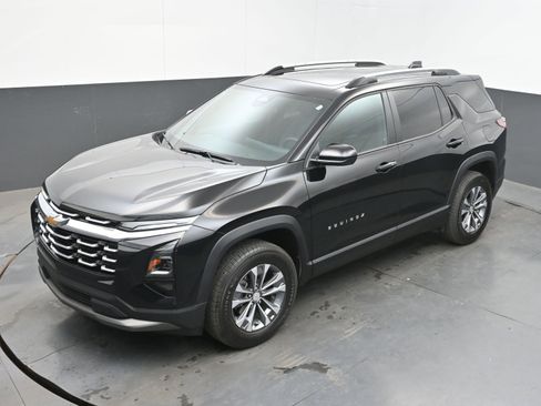 Used 2025 Chevrolet Equinox LT w/ Convenience Package II image 31