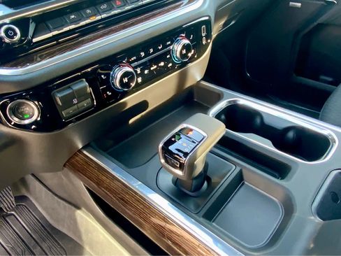 New 2026 GMC Sierra 1500 Elevation image 50