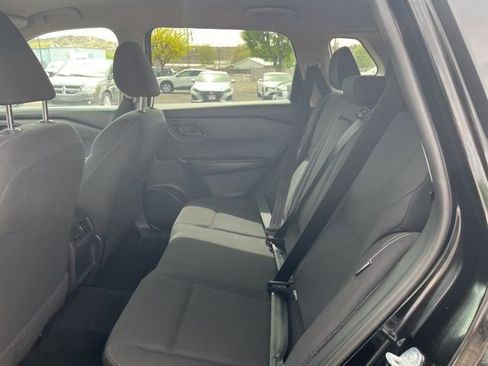 Used 2024 Nissan Rogue S image 7