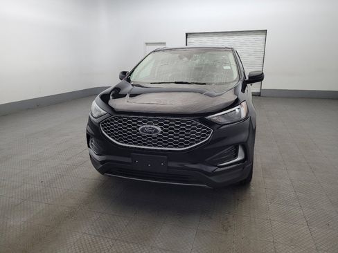 Used 2023 Ford Edge SEL image 15