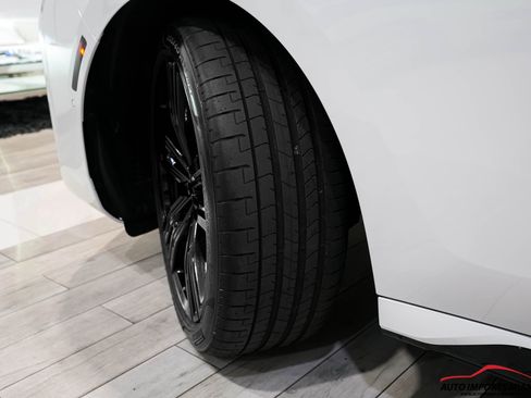 Used 2023 BMW 760i xDrive image 96