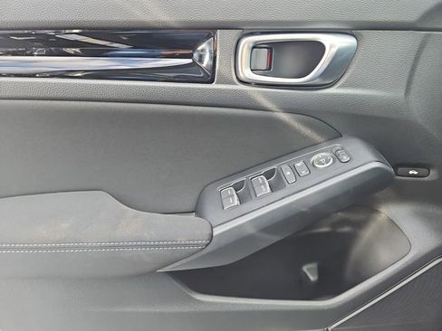 Used 2024 Honda Civic EX image 32