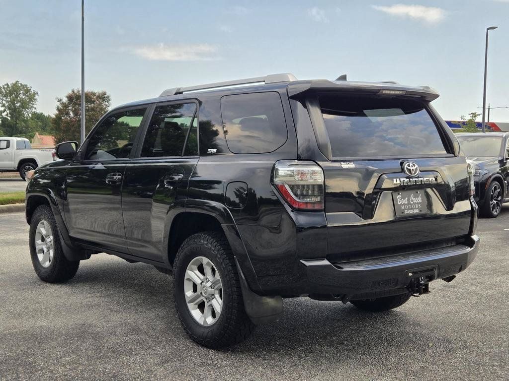 Used 2017 Toyota 4Runner SR5 Premium AWD/4WD image 8