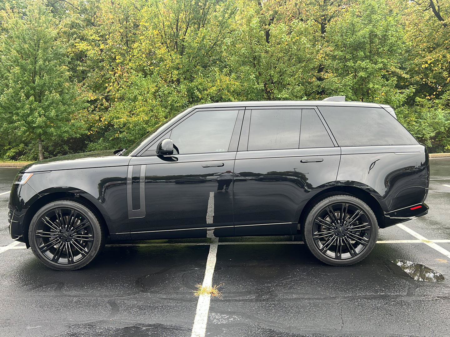 Certified 2026 Land Rover Range Rover SE AWD/4WD image 2