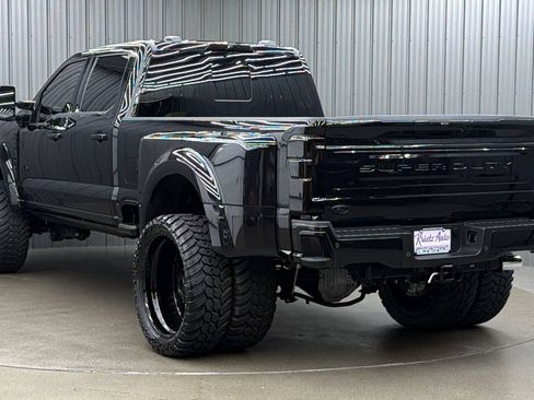 Used 2026 Ford F450 Platinum w/ FX4 Off-Road Package AWD/4WD image 3