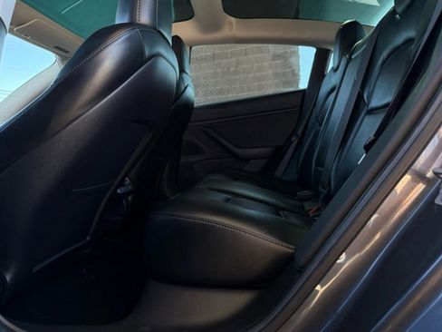 Used 2019 Tesla Model 3 Long Range image 39