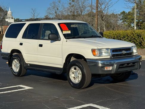 Used 2000 Toyota 4Runner 2WD image 7