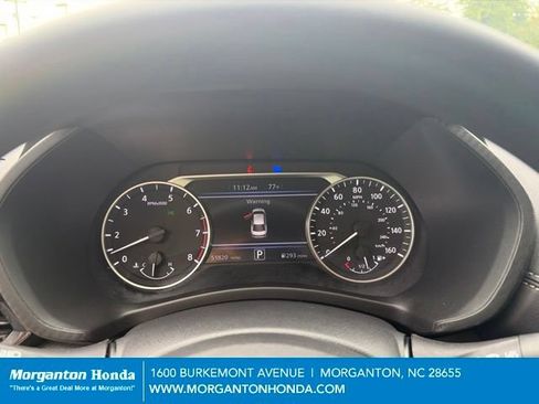 Used 2024 Nissan Sentra SV FWD image 20