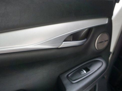 Used 2022 INFINITI QX50 Essential image 34