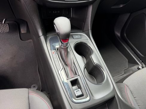 Used 2022 Chevrolet Equinox RS FWD image 24