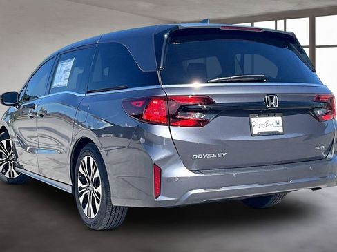 New 2026 Honda Odyssey Elite image 3