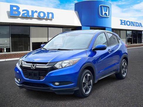 Used 2018 Honda HR-V EX image 2