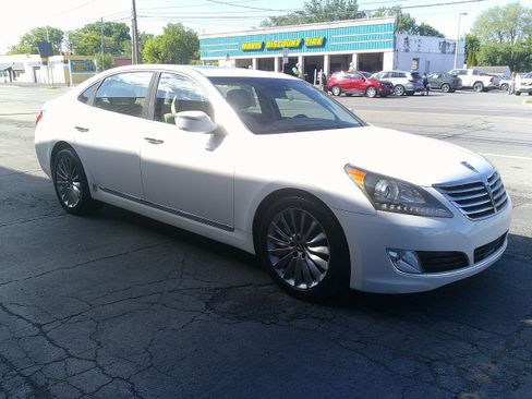 Used 2014 Hyundai Equus Signature RWD image 6