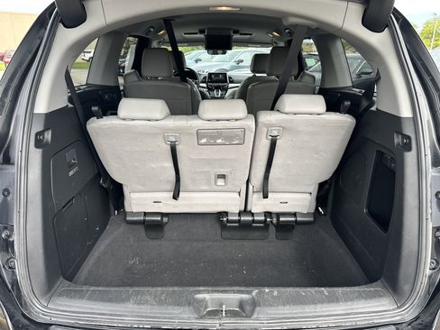 Used 2018 Honda Odyssey Elite image 12