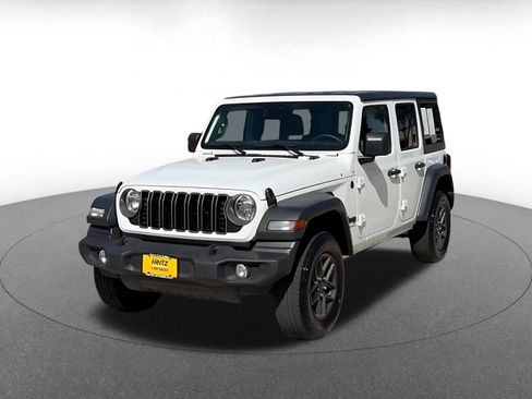 Used 2025 Jeep Wrangler Unlimited Sport AWD/4WD image 7