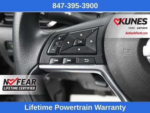 Used 2024 Nissan Sentra SV image 28