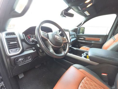 Used 2024 RAM 2500 Big Horn w/ Night Edition AWD/4WD image 16