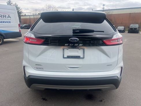 Used 2023 Ford Edge SEL AWD/4WD image 6