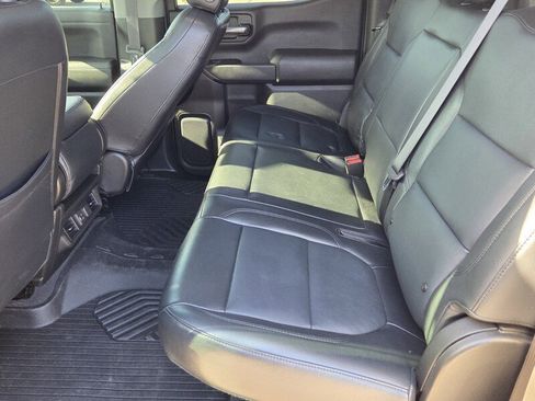 Used 2022 Chevrolet Silverado 1500 LT AWD/4WD image 12