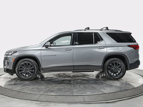 Used 2023 Chevrolet Traverse RS w/ LPO, Floor Liner Package AWD/4WD image 2