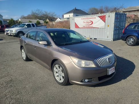 Used 2010 Buick LaCrosse CXL w/ Luxury Package FWD image 2