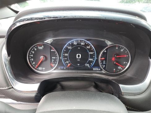 Used 2023 Chevrolet Traverse Premier image 21