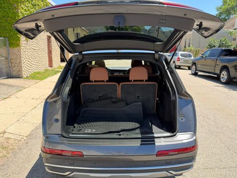 Used 2021 Audi Q7 2.0T Premium Plus AWD/4WD image 9