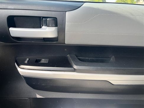 Used 2019 Toyota Tundra Limited AWD/4WD image 21