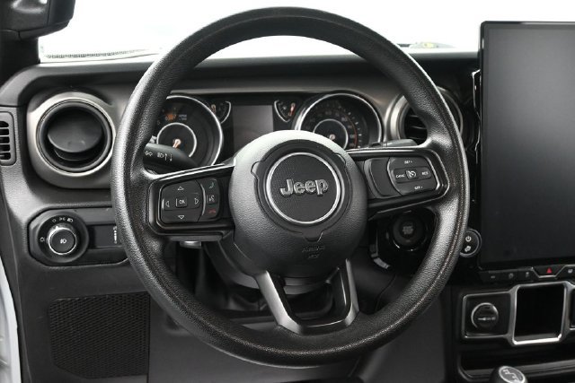 Used 2023 Jeep Wrangler Unlimited Sport AWD/4WD image 28