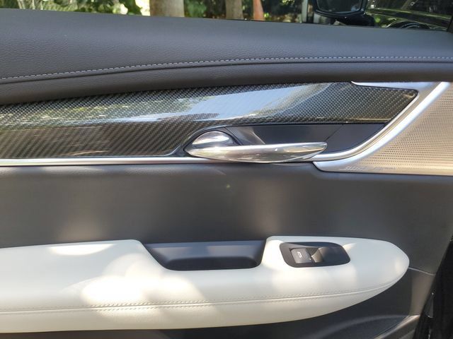 Certified 2021 Cadillac XT6 Sport AWD/4WD image 16