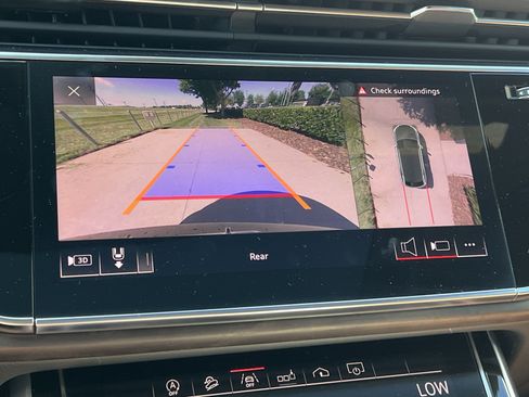 Used 2019 Audi Q8 Premium Plus w/ Premium Plus AWD/4WD image 25