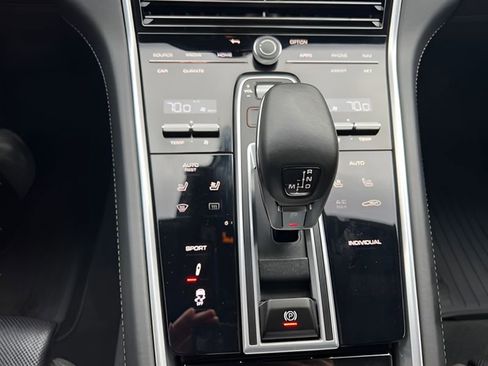 Used 2023 Porsche Panamera 4 AWD/4WD image 15