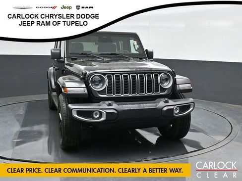 Used 2025 Jeep Wrangler Unlimited Sahara AWD/4WD image 6