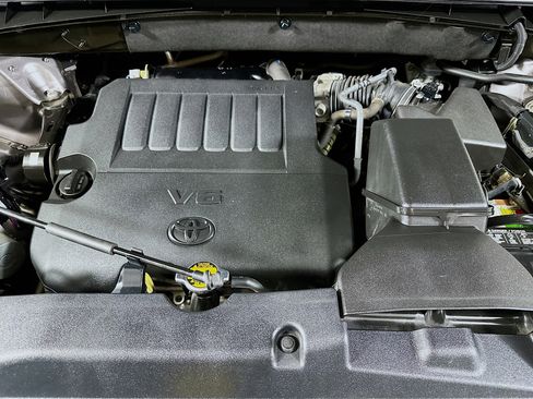 Used 2015 Toyota Highlander XLE FWD image 36