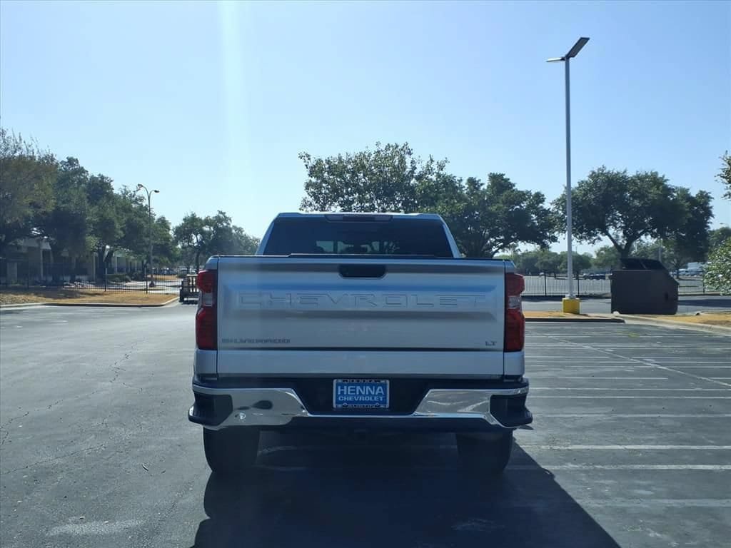 Used 2020 Chevrolet Silverado 1500 LT w/ Texas Edition RWD image 7