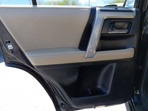 Certified 2022 Toyota 4Runner SR5 Premium AWD/4WD image 20