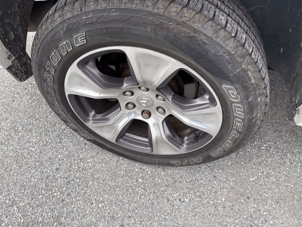 Used 2020 RAM 1500 Laramie AWD/4WD image 15