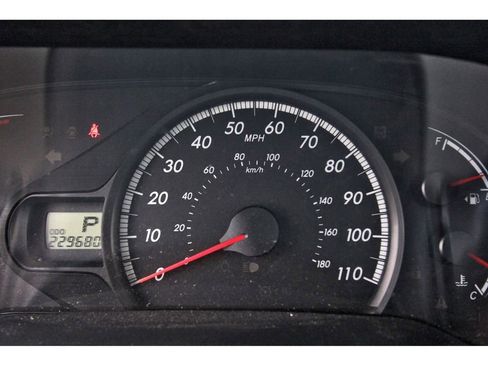 Used 2012 Toyota Sienna LE image 11