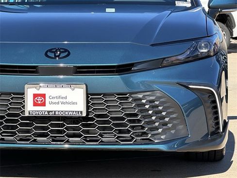 Certified 2025 Toyota Camry SE w/ Convenience Package image 8