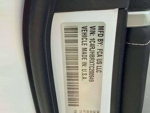 New 2026 Jeep Grand Cherokee Limited AWD/4WD image 15